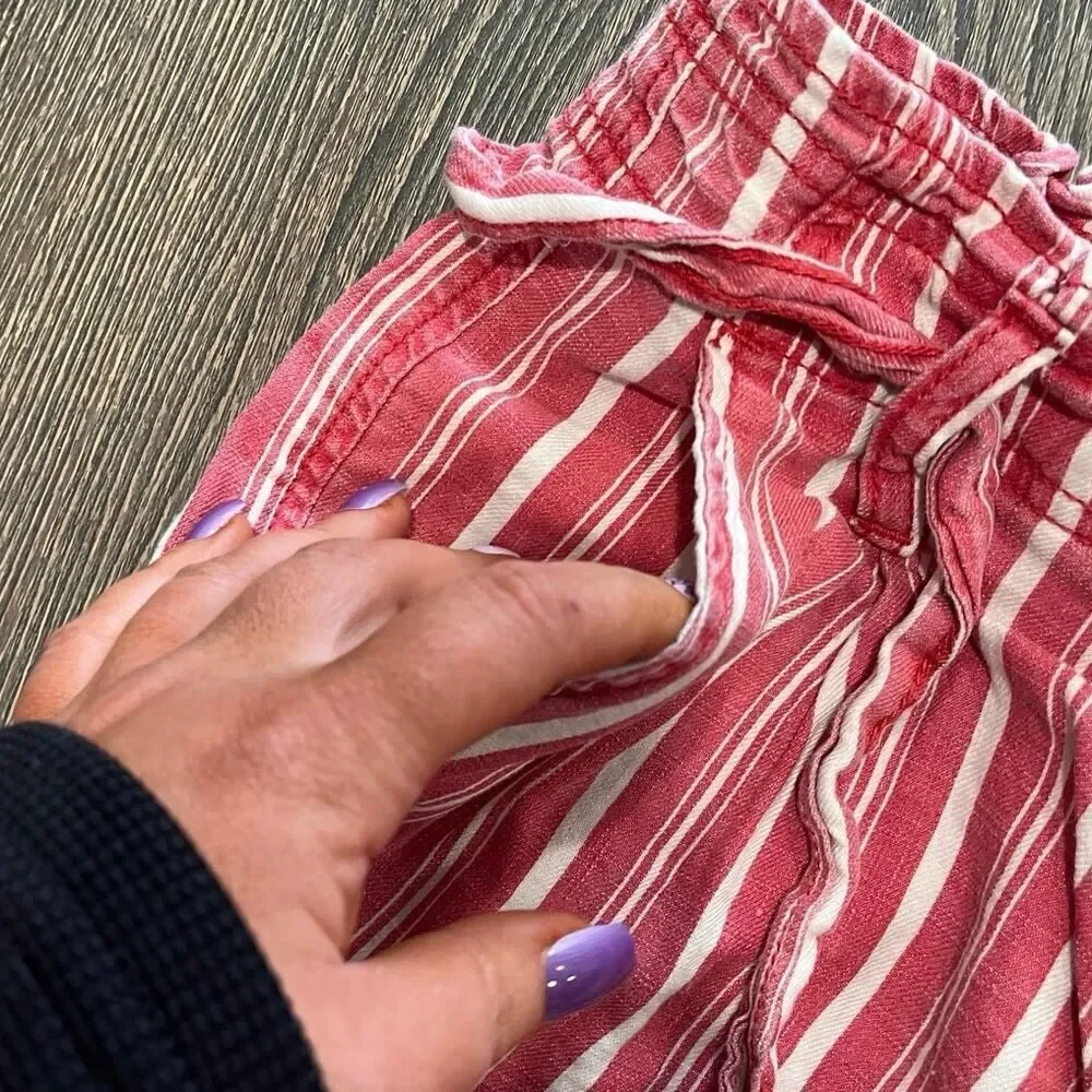 American Eagle Hi-Rise Linen Paperbag Shorts Striped Belted Red White Size 8